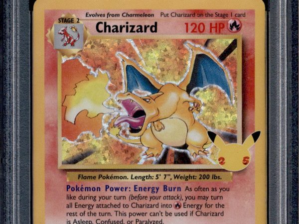 Charizard - 4/102 - PSA 8 - Holo - Celebrations - Pokemon - 76460