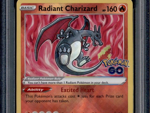 Radiant Charizard - 011/078 - PSA 10 - Ultra Rare - Pokemon GO - Pokemon - 79952