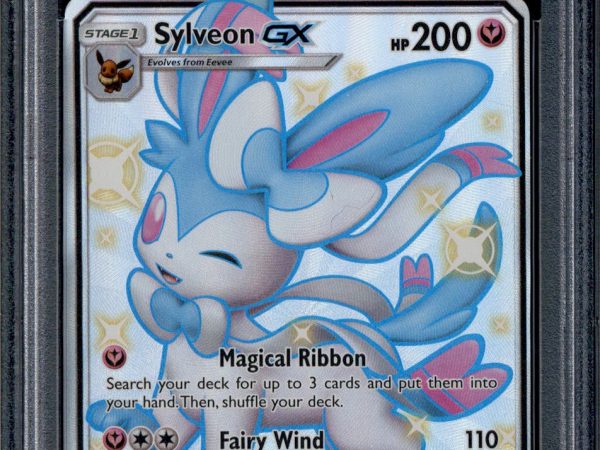 Sylveon GX - SV76/SV94 - PSA 8 - Shiny FA - Hidden Fates - Pokemon - 10674
